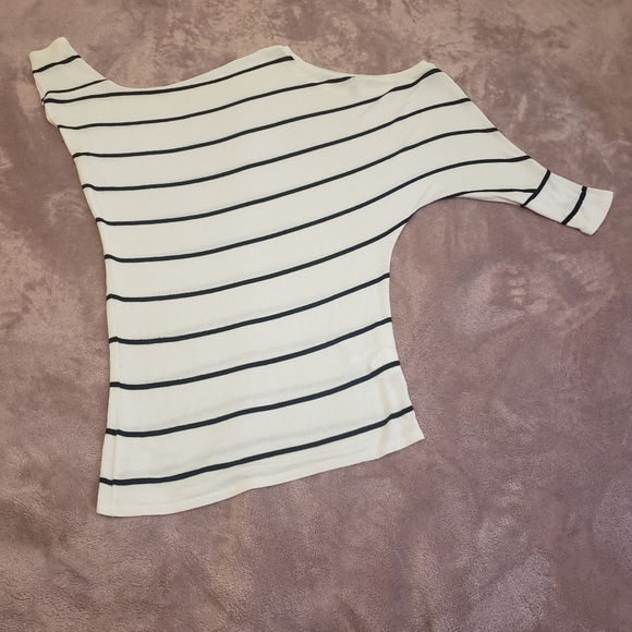 BCBG Top - Picture 4 of 13